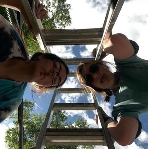 Meet your Posher, Chloe